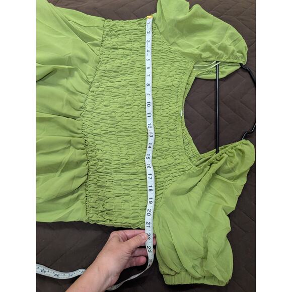 Pretty green smocked short sleeve peasant top by American Bling size 3X NWT - Picture 4 of 7